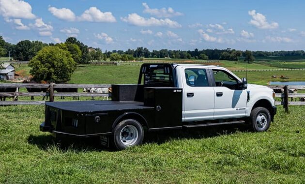 Flatbed Trucks for Sale