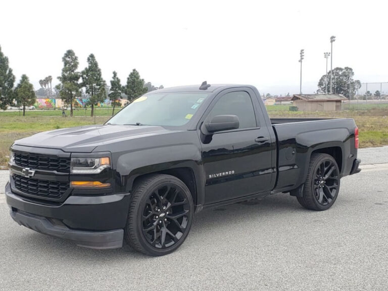 Used regular cab 4×4 trucks for sale